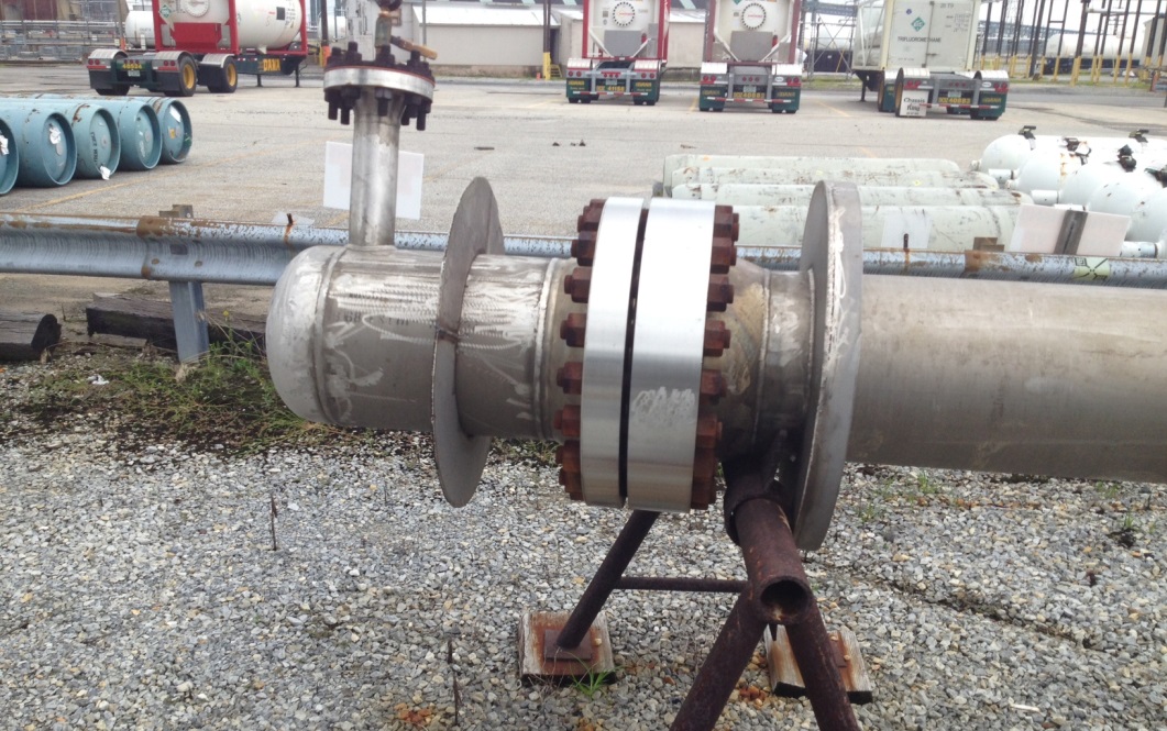 ***SOLD***Approx. 500 Sq.Ft. INCONEL 600 (high Nickel Alloy) Shell and Tube Heat Exchanger. (105) 3/4